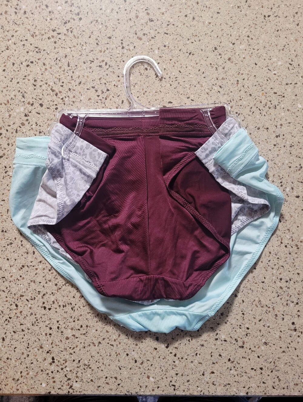 3-Pack BALI Womens Size Large/7 One Smooth U Bikini Panties Underwear Super Soft - Picture 3 of 10
